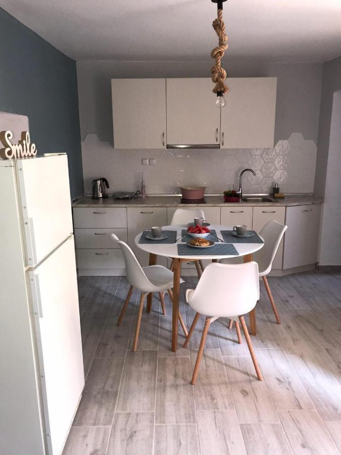 Harmony Apartment Nea Karvali Ngoại thất bức ảnh